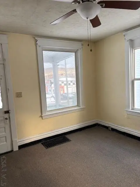 471 Strayer, Johnstown, PA 15906 - Image #2