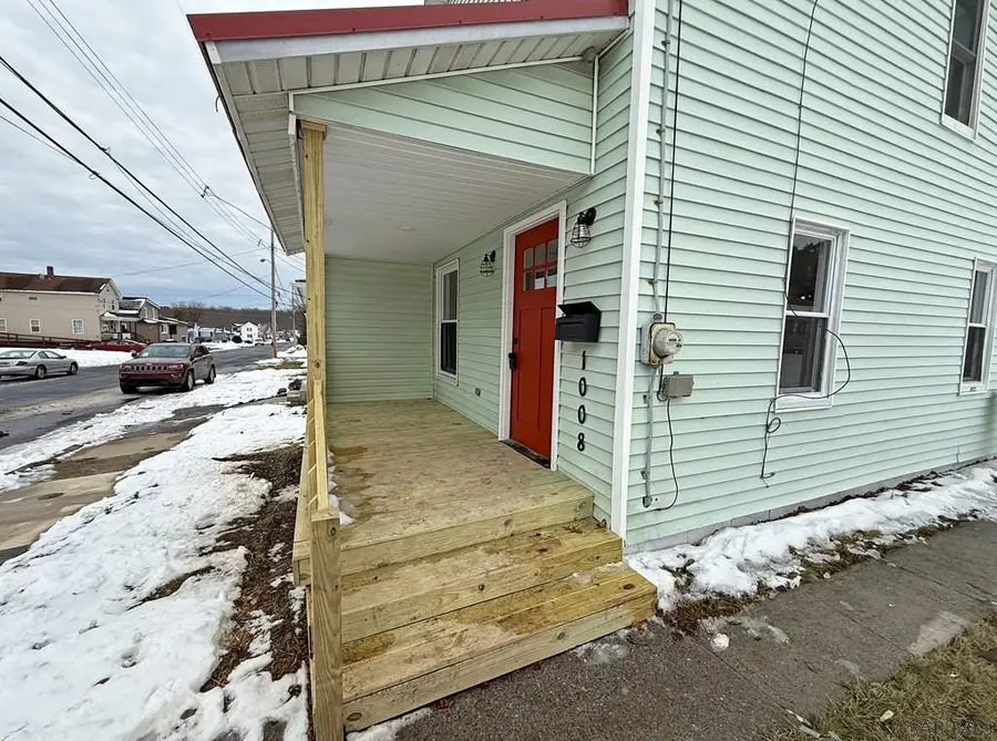 1008 Sonman Avenue, Portage, PA 15946 - Image #2