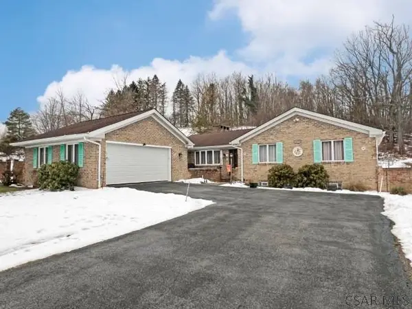 2379 Woodcrest Dr., Johnstown, PA 15905