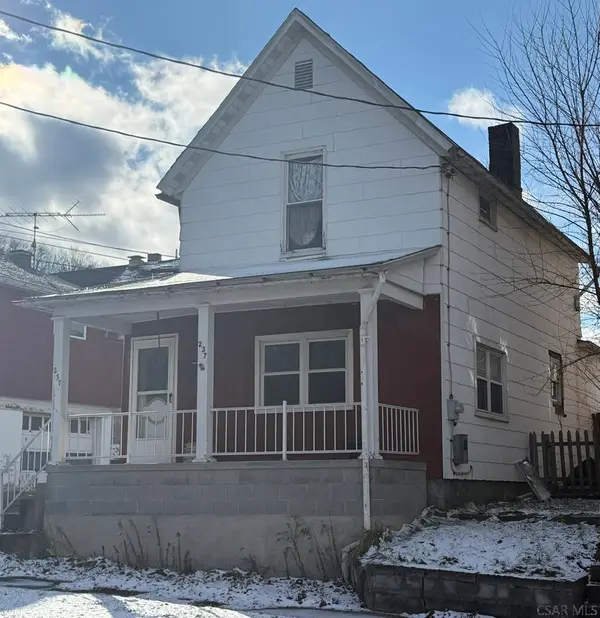237 Bond Street, Johnstown, PA 15902