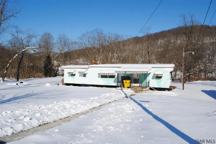 113 Oak Street, Hollsopple, PA 15935 - #2