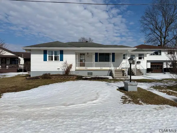 2303 Stadium Dr, Windber, PA 15963