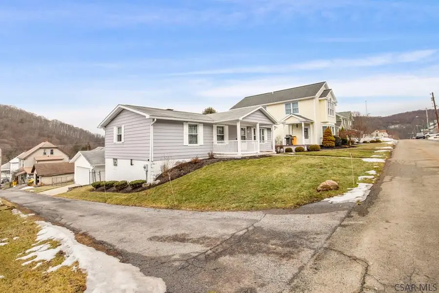 365 Sugar St, Hooversville, PA 15936 - #2