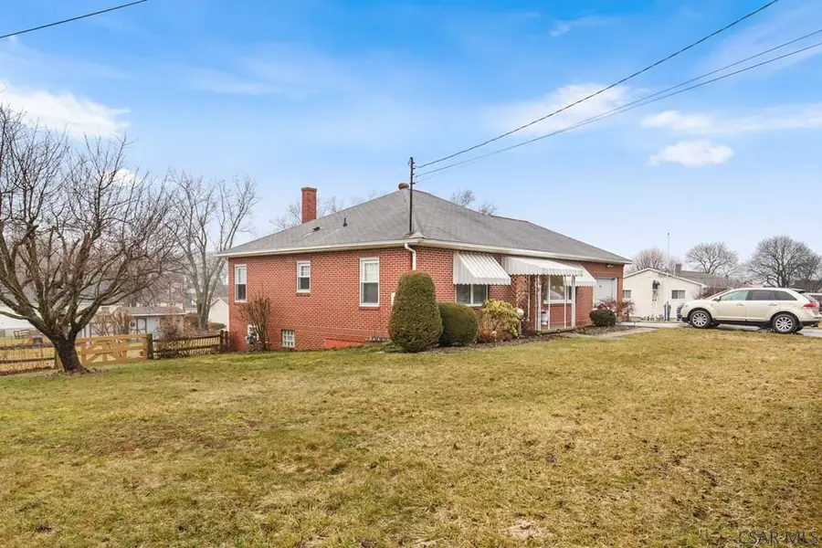 403 Rebecca St, Somerset, PA 15501 - #3