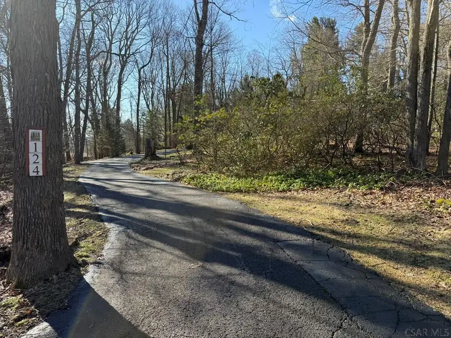 124 Westview Drive, Johnstown, PA 15905 - #3