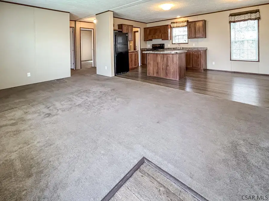 1141 Slagle Hill Rd, Quemahoning, PA 15926 - #2