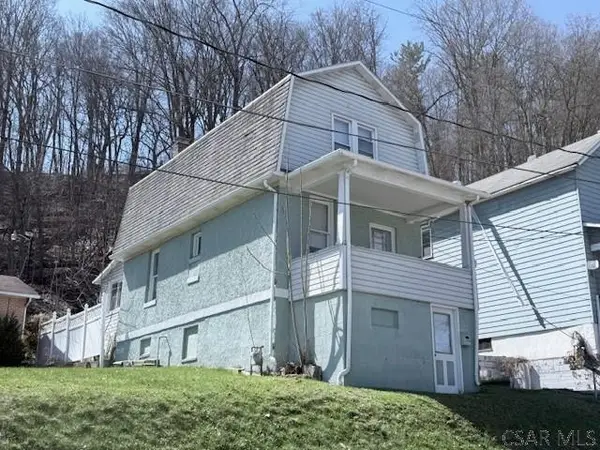 394 Plainfield Avenue, Johnstown, PA 15905
