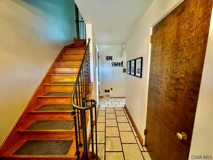 911 Park Avenue, Windber, PA 15963 - #3