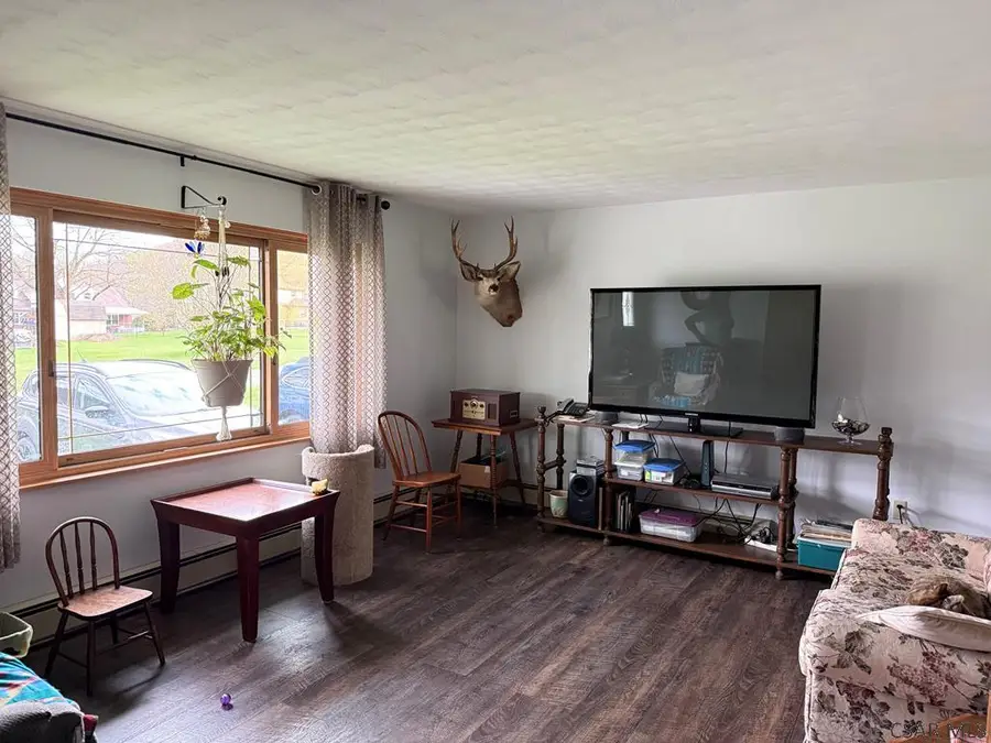 143 Linda Dr, Johnstown, PA 15905 - #3