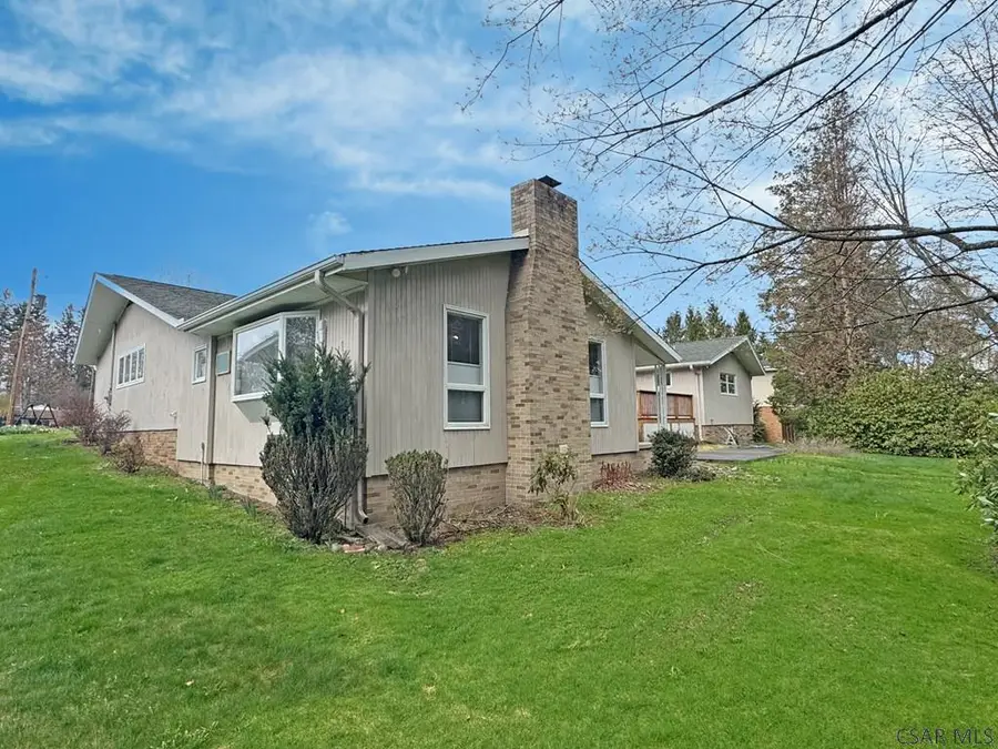 303 Resty Court, Johnstown, PA 15905 - #3