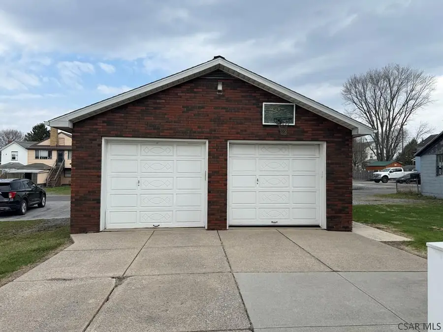 908 Gillespie Avenue, Portage, PA 15936 - #2