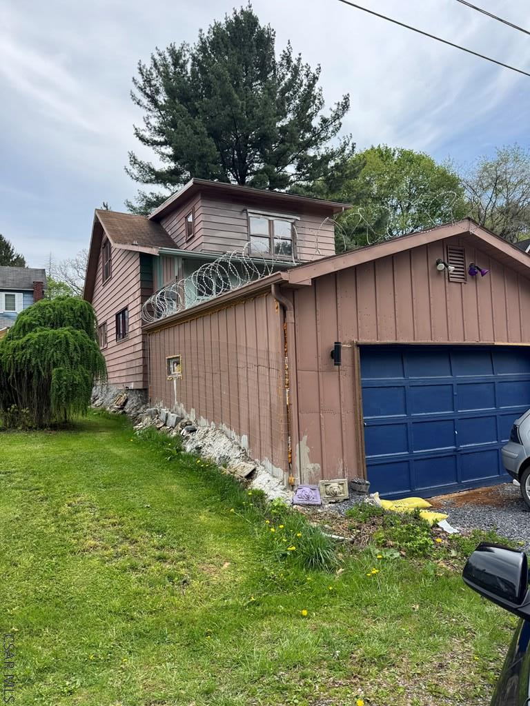 210 Hazel St, Parkhill, PA 15945 - #2