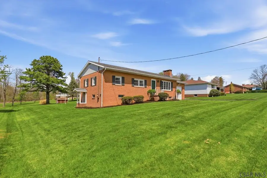 403 Walters Avenue, Johnstown, PA 15904 - #2