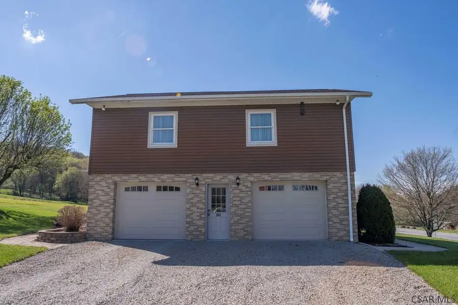 1063 Penn Ave, Hollsopple, PA 15935 - #2