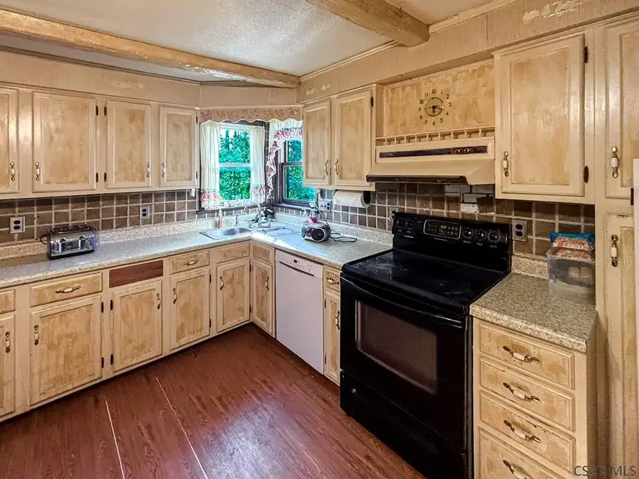 128 Drum Avenue, Somerset, PA 15501 - #3