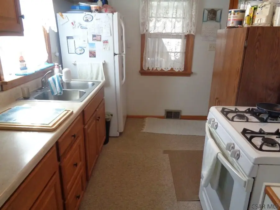 133 Carwyn, Johnstown, PA 15904 - #2