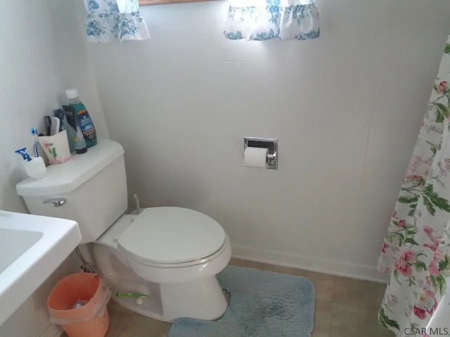 133 Carwyn, Johnstown, PA 15904 - #3