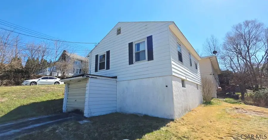 1300 Ringling Avenue, Johnstown, PA 15902 - #3