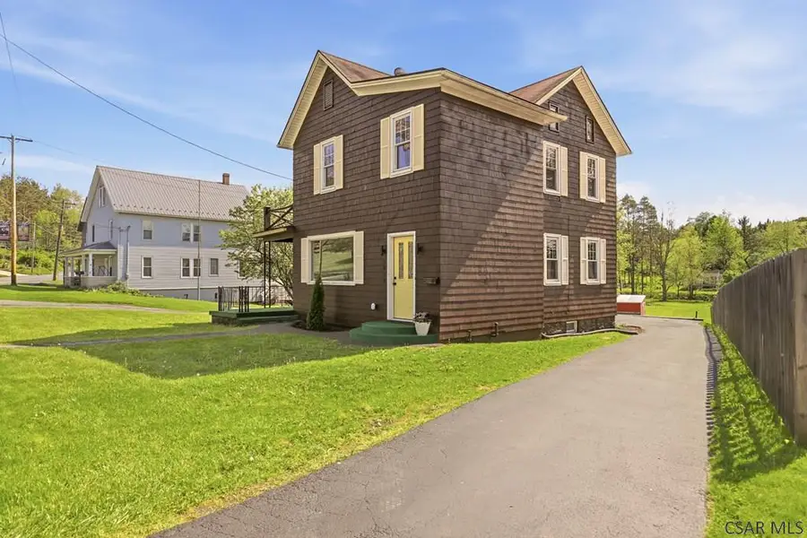 3010 Graham Avenue, Windber, PA 15963 - #2