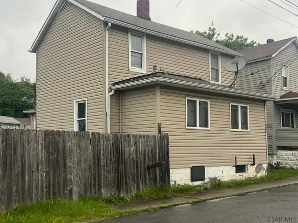 807 17th Street, Windber, PA 15963