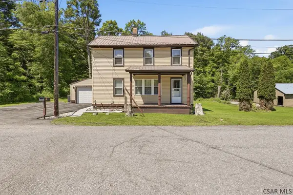 111 Center St, Stoystown, PA 15563