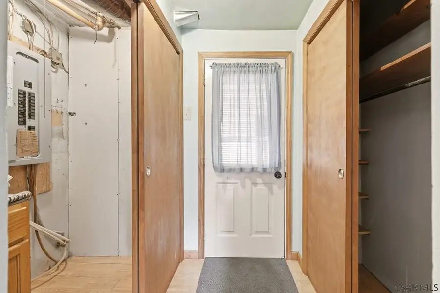 111 Center St, Stoystown, PA 15563 - #3