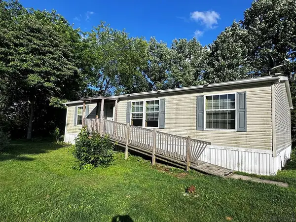 138 N White Drive, Johnstown, PA 15905