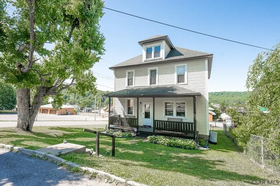 900 Elder Ave, Northern Cambria, PA 15714 - #2