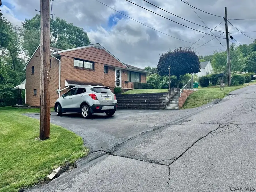 104 Burley St, Johnstown, PA 15906 - #3