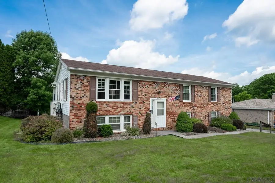 1216 Zucco Ln, Johnstown, PA 15905 - #2