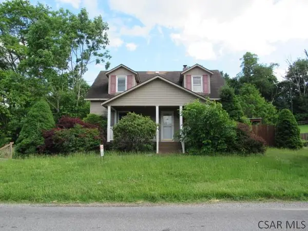 2060 Oakridge Drive, Salix, PA 15952