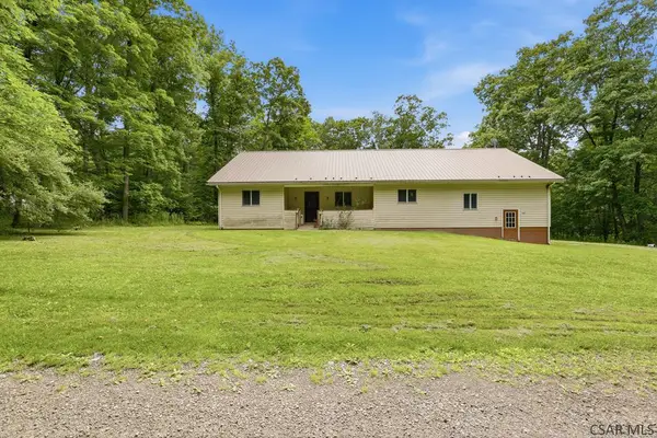 131 Squirrel Hill Rd, Meyersdale, PA 15552