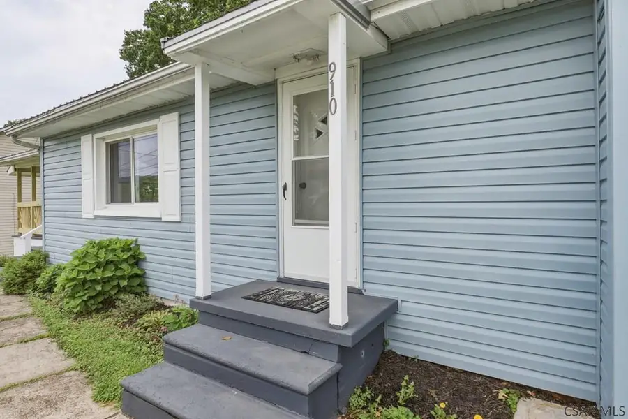 910 Poplar Street, Windber, PA 15963 - #2
