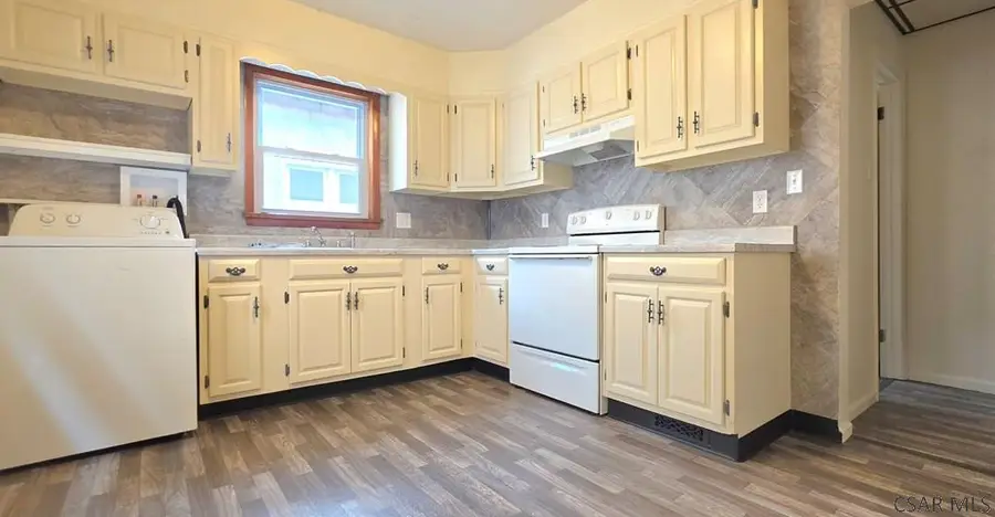 539 Ferndale Avenue, Johnstown, PA 15905 - #2