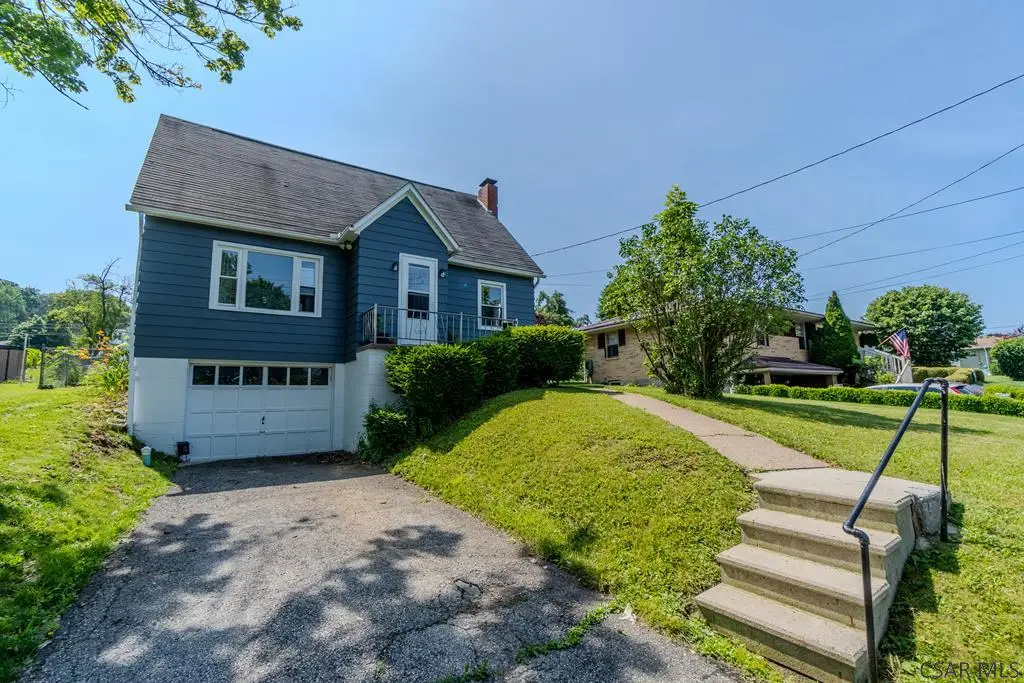 206 Rean Street, Johnstown, PA 15904 - #1