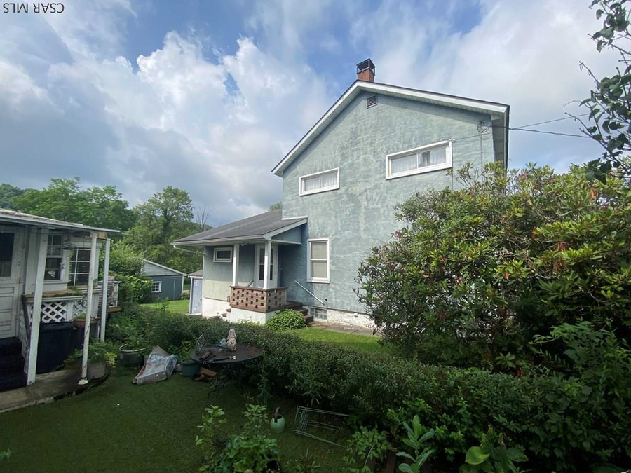 642 Railroad St, Windber, PA 15963 - #2