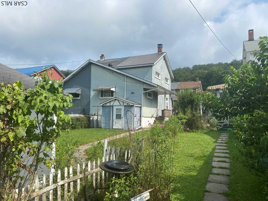 642 Railroad St, Windber, PA 15963 - #3