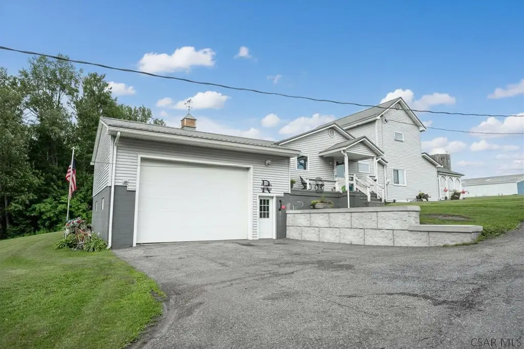 3519-3523 Dark Shade Dr, Windber, PA 15963 - #1