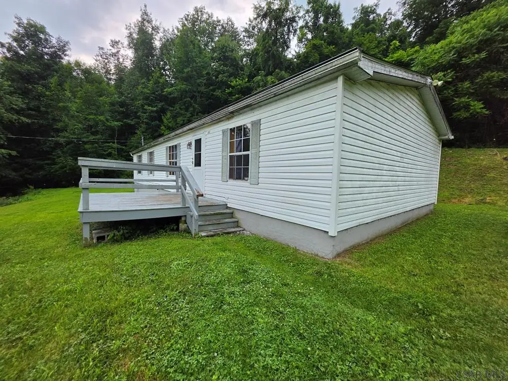 282 Old Rocky Rd, Johnstown, PA 15905 - #1