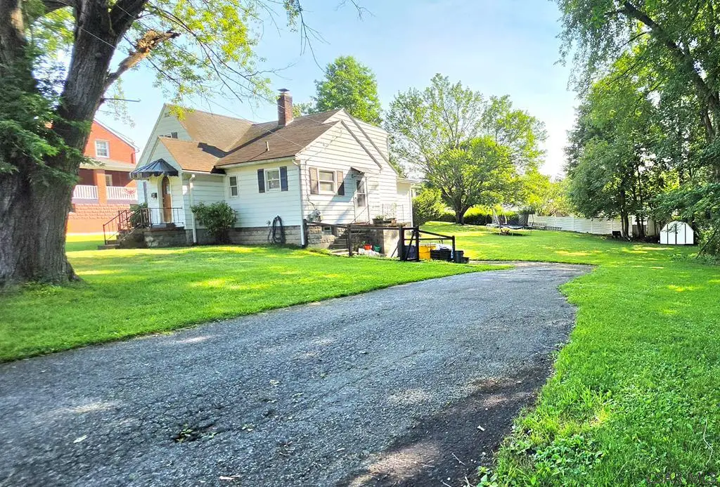 88 Violet Street, Johnstown, PA 15905 - #1