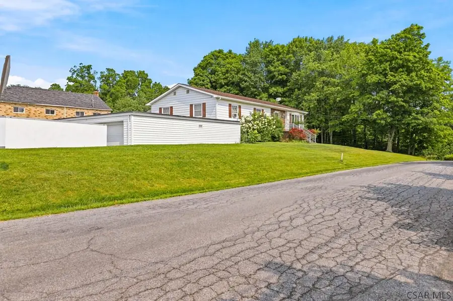103 Wildwood Ave, Johnstown, PA 15904 - #2