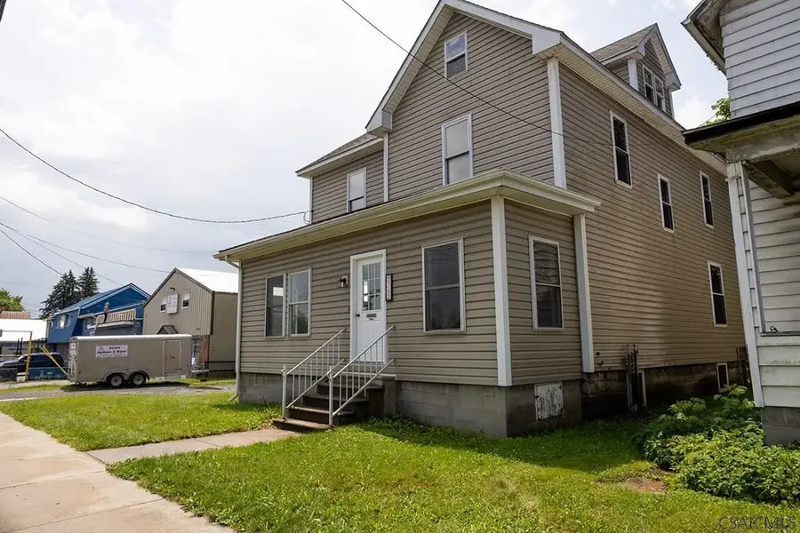 342 E Main St, Somerset, PA 15501 - #3