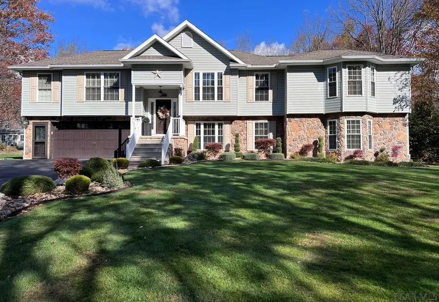 196 Kemp Lane, Johnstown, PA 15904 - #2