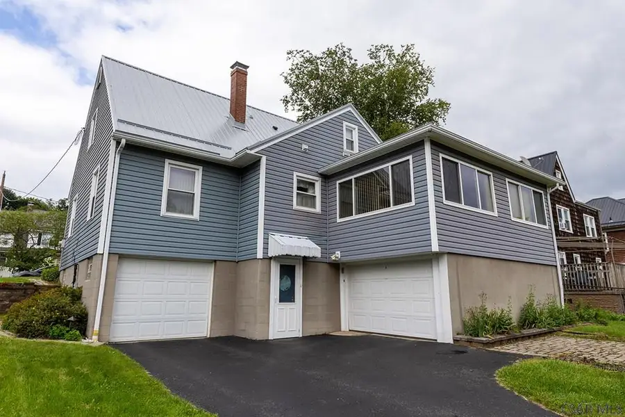 211 Leila St, Johnstown, PA 15905 - #2