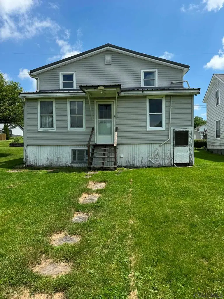 451 Ash St, Central City, PA 15926 - #1