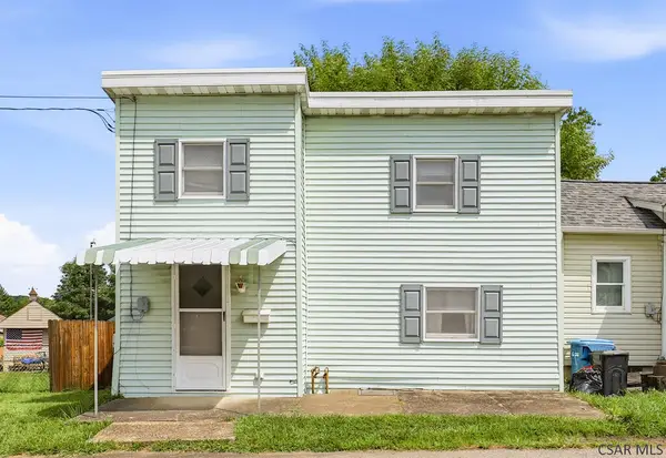 216 W Vine St, Mt. Pleasant, PA 15666