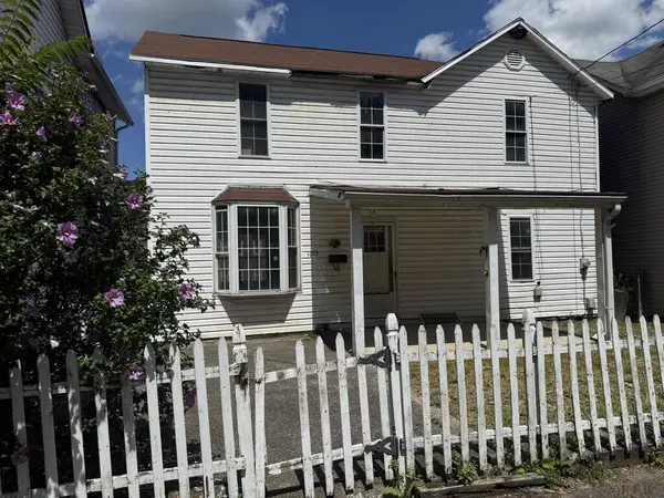 1073 Berg Street, Johnstown, PA 15902