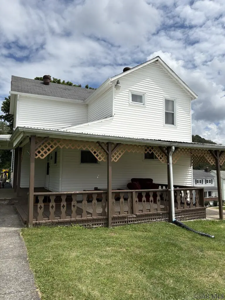 661 Stewart St, Beaverdale, PA 15921 - #2