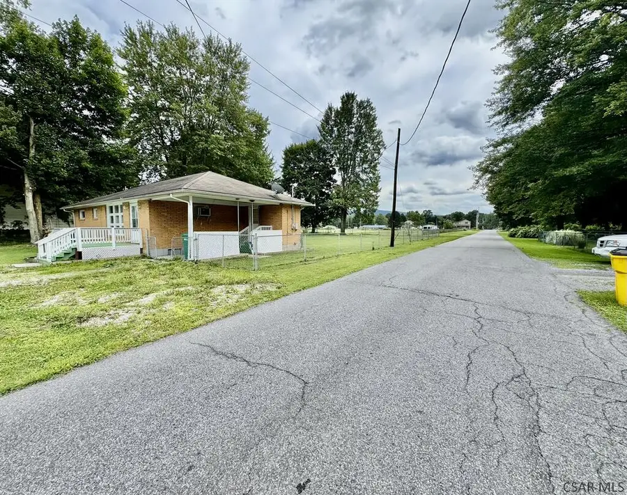 224 Thompson, Seward, PA 15954ss - #3