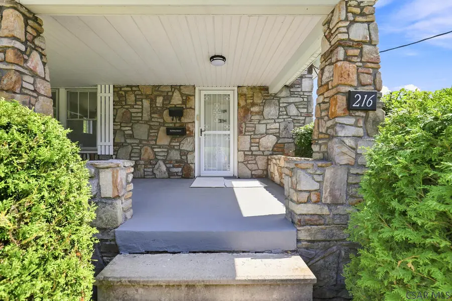 216 Woodmont Road, Johnstown, PA 15905 - #2